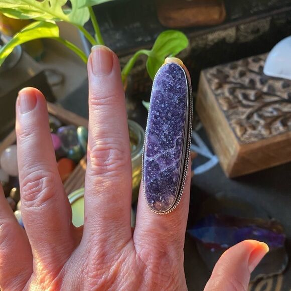 Lepidolite Artisan Sterling Silver Ring Size 7 - Picture 5 of 5